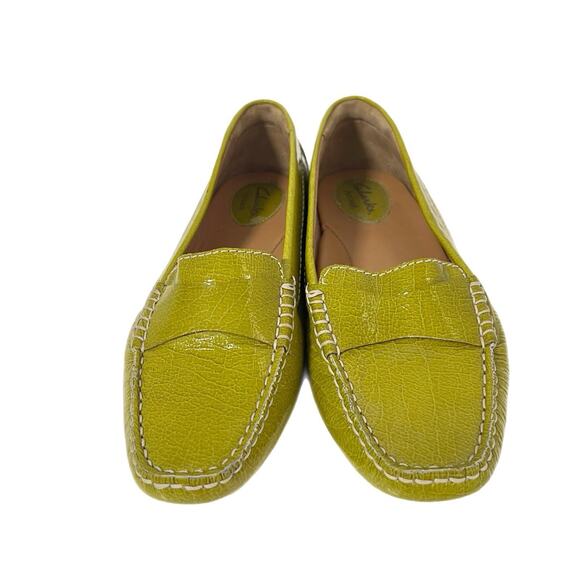 Clarks Artisan Women's Dunbar Granby Drivers Loafer 7.5 Patent Leather Avocado - Picture 1 of 9